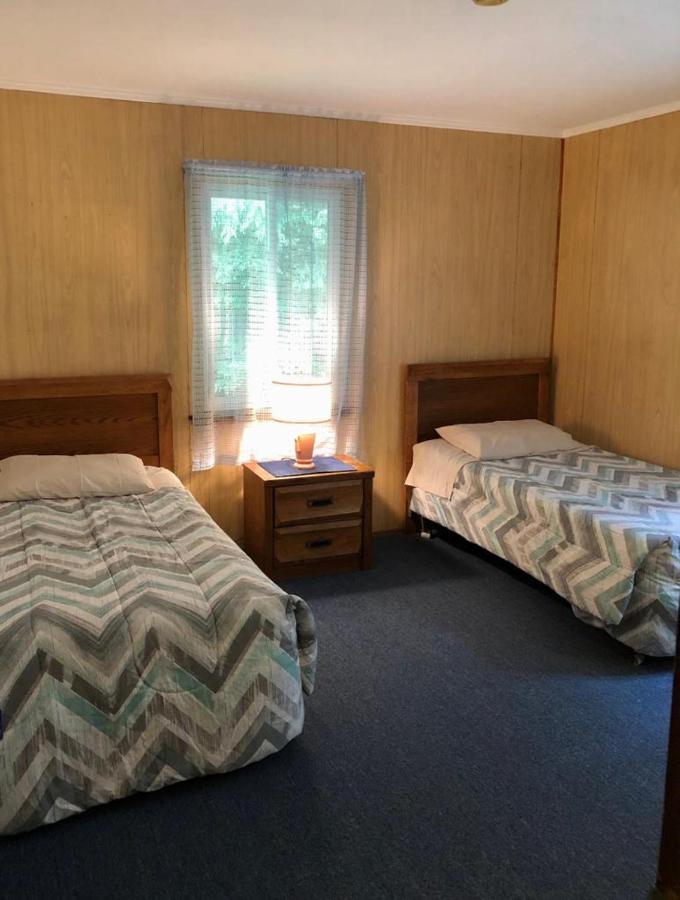 Rota Lodge Aka Latvian American Disable Veterans Center Rota Elka Park Екстериор снимка